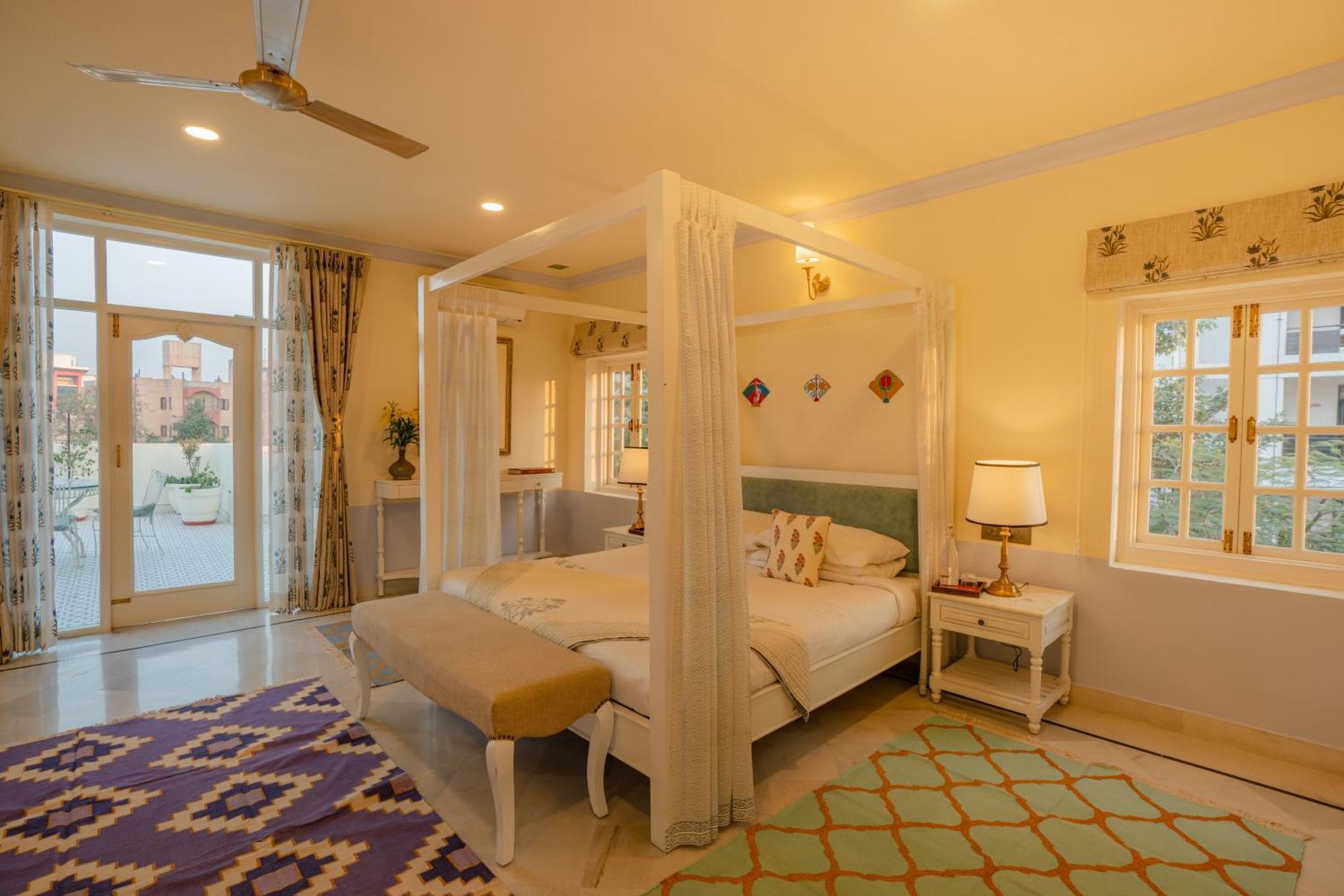 Laalee Hotel Jaipur Room photo