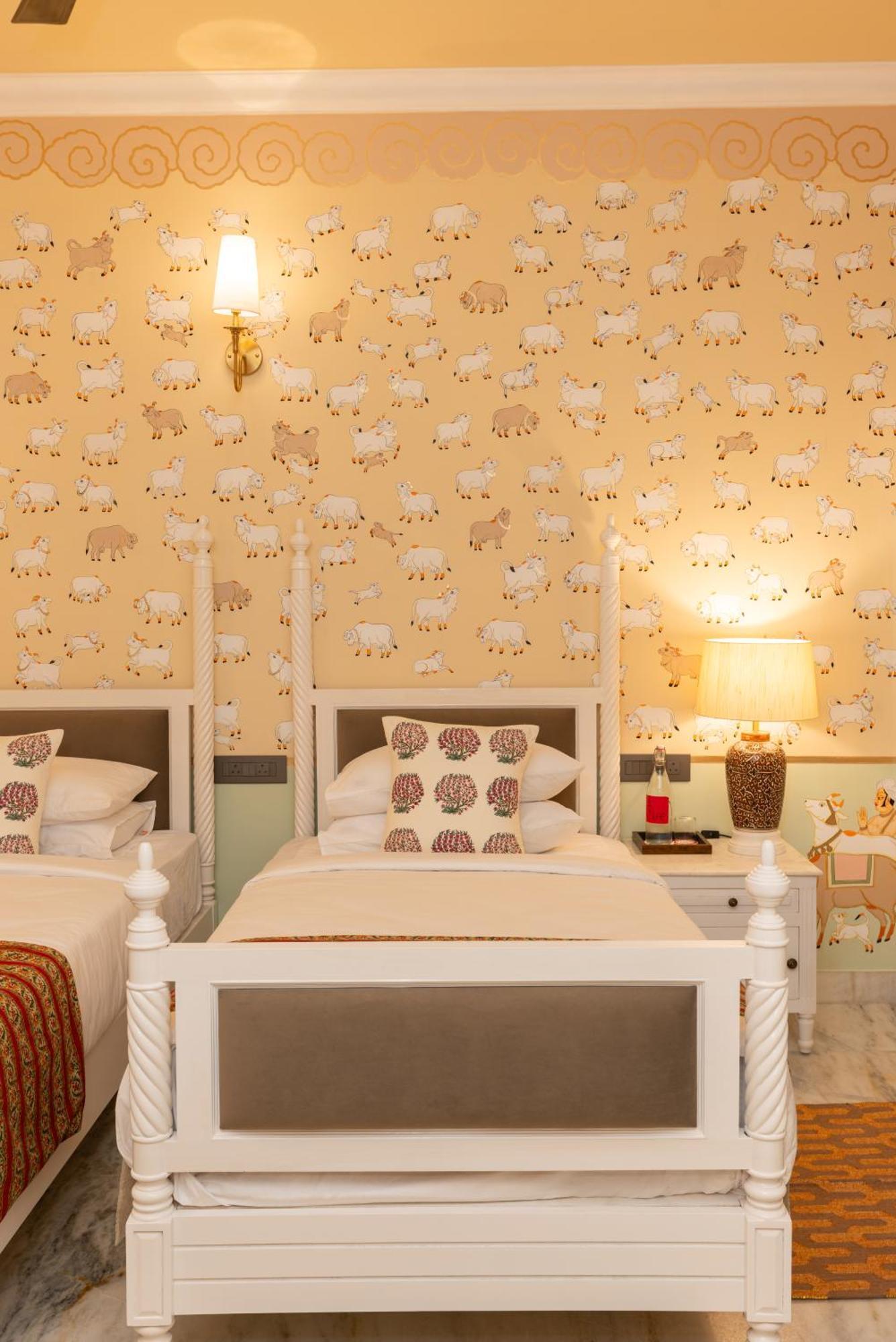 Laalee Hotel Jaipur Room photo
